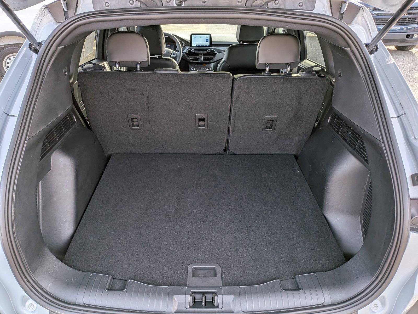 Certified 2025 Ford Escape ST-Line w/ Equipment Group 301A image 13