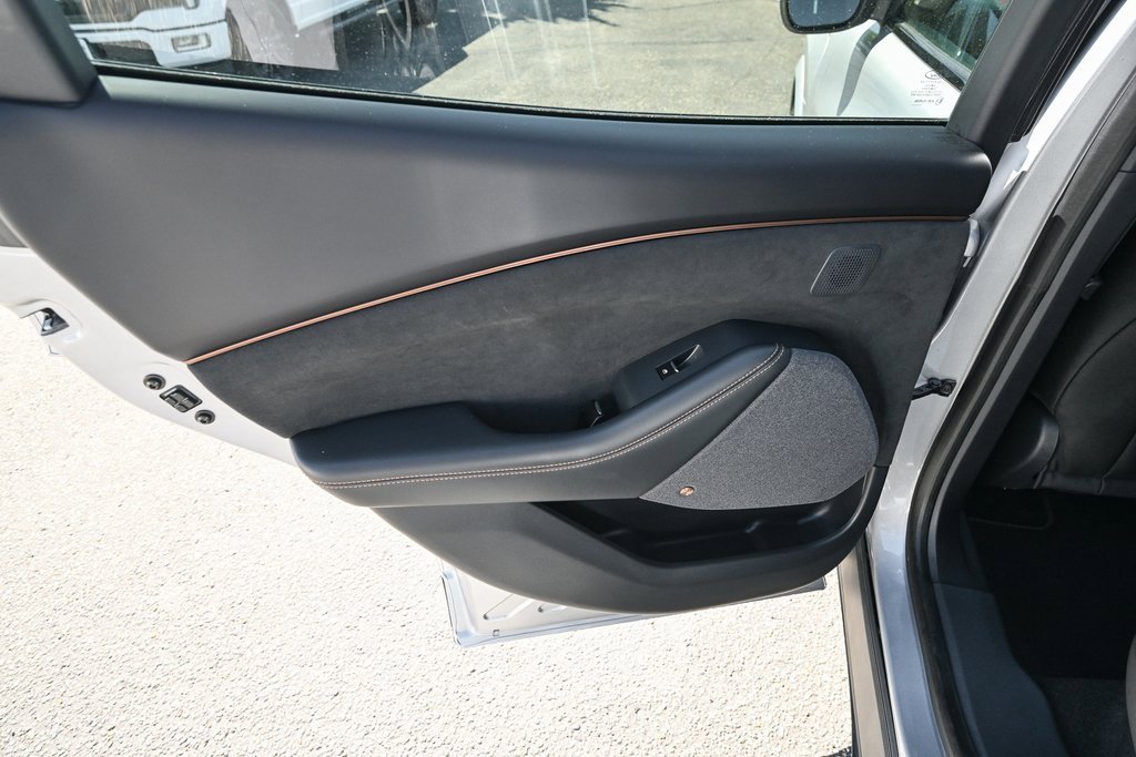 Certified 2021 Ford Mustang Mach-E GT image 23