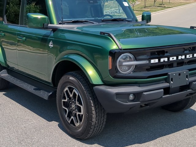Certified 2025 Ford Bronco Outer Banks AWD/4WD image 10