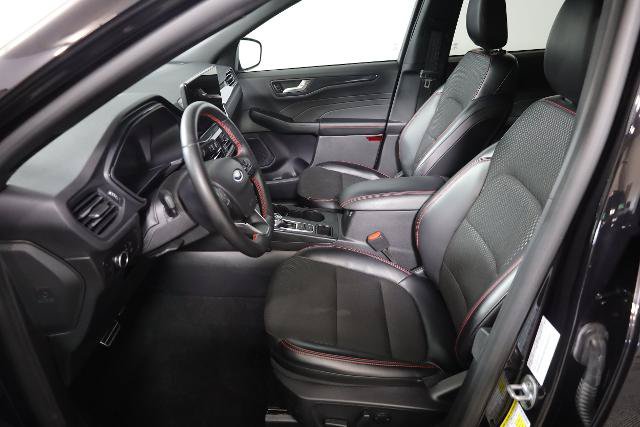 Certified 2024 Ford Escape ST-Line w/ Tech Pack #1 AWD/4WD image 8