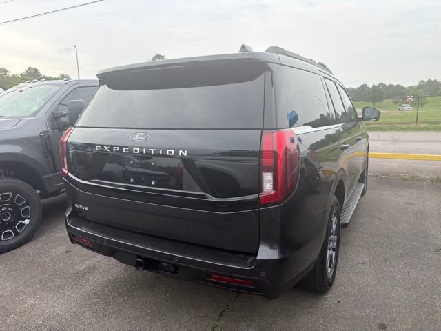 Certified 2025 Ford Expedition Active AWD/4WD image 20