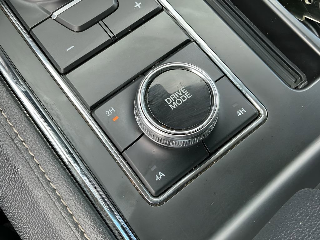 Certified 2023 Ford Expedition Max XLT image 41
