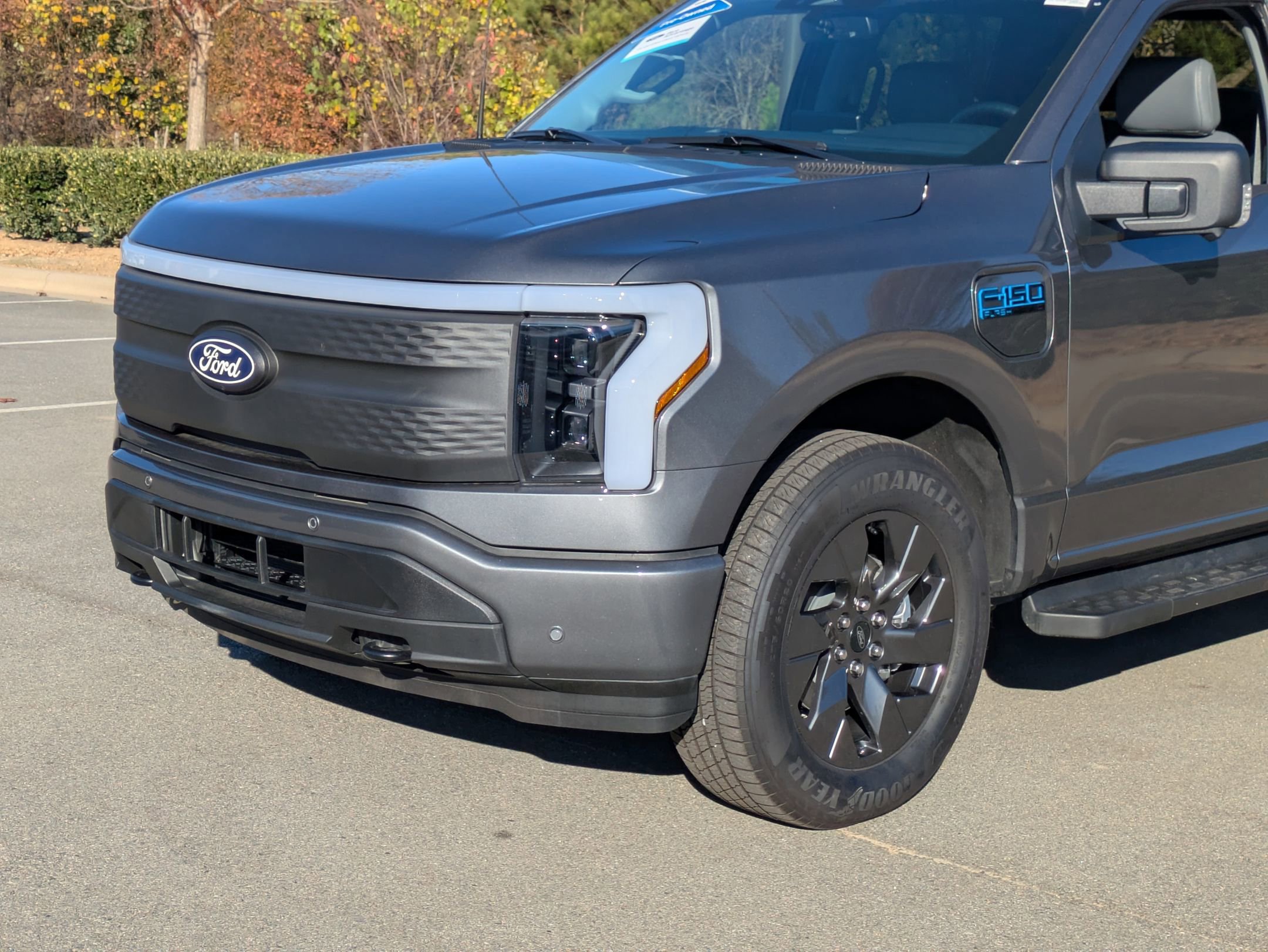 Certified 2025 Ford F150 Lightning Flash image 2