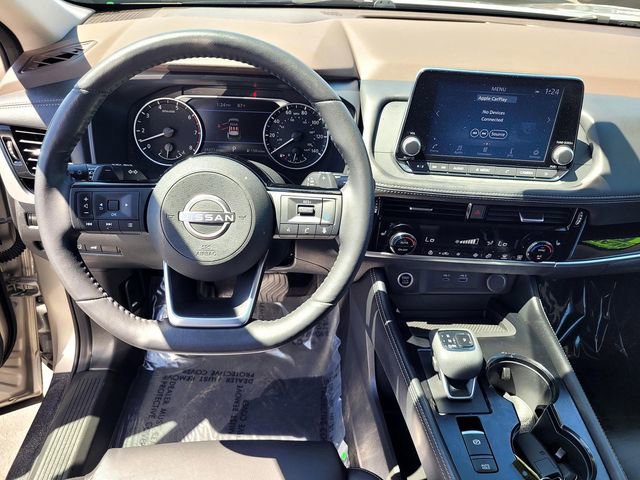 Used 2023 Nissan Rogue SL FWD image 9
