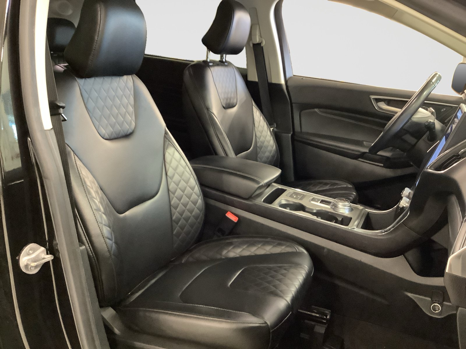 Certified 2023 Ford Edge Titanium AWD/4WD image 22