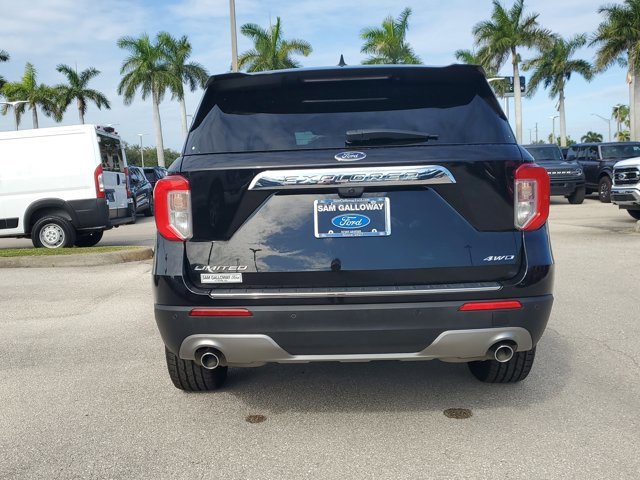 Certified 2023 Ford Explorer Limited w/ Equipment Group 301A image 3