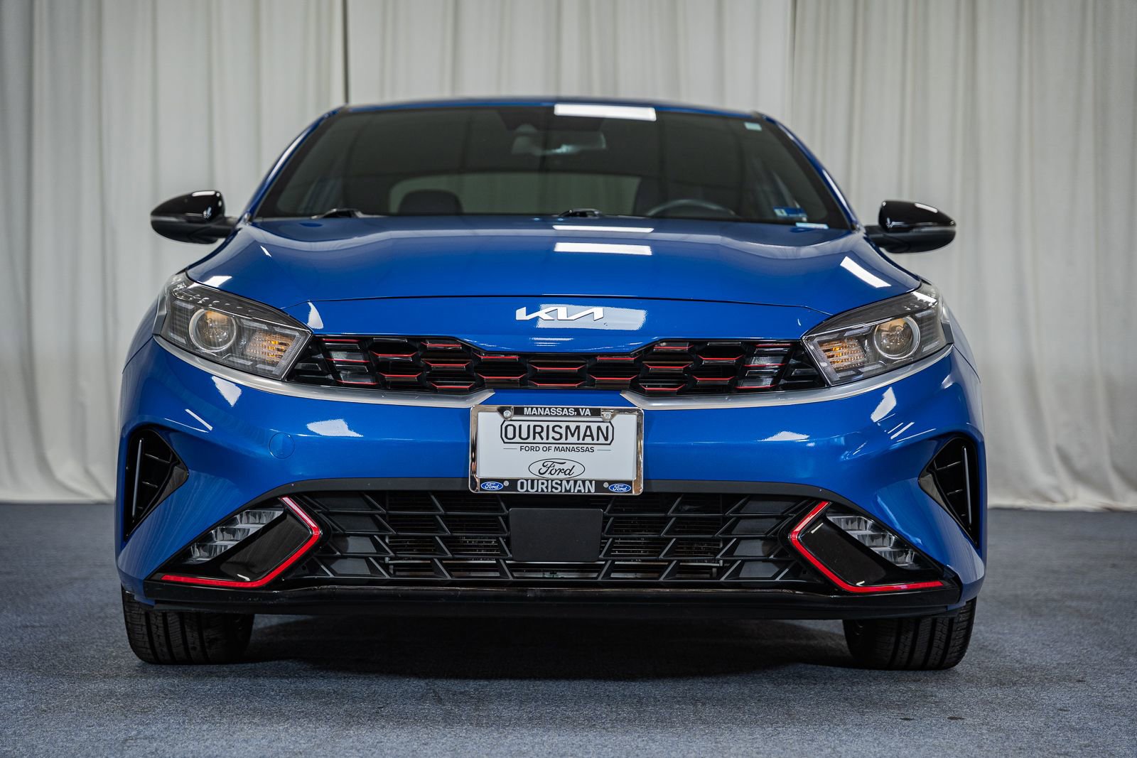 Used 2023 Kia Forte GT-Line w/ GT-Line Premium Package image 2