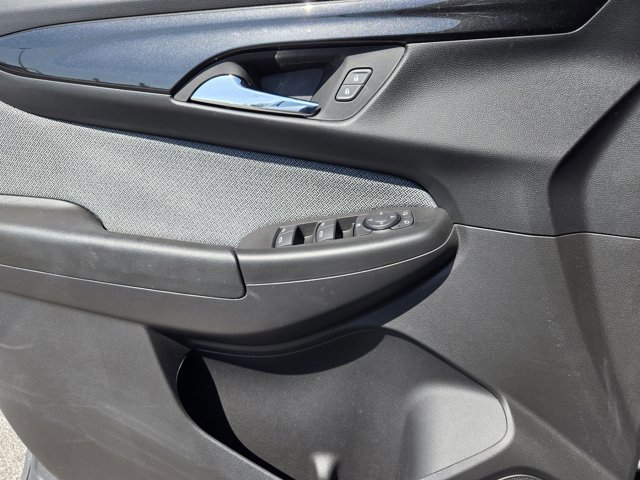 Used 2025 Chevrolet TrailBlazer LT w/ Driver Confidence Package image 21