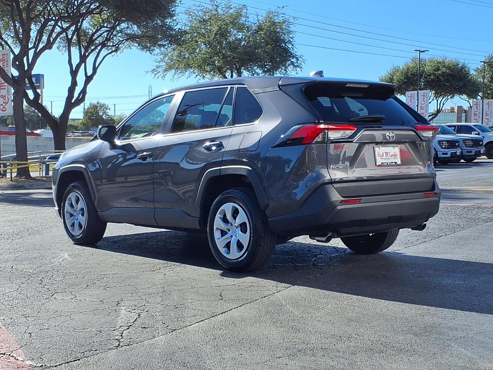 Used 2025 Toyota RAV4 LE FWD image 8