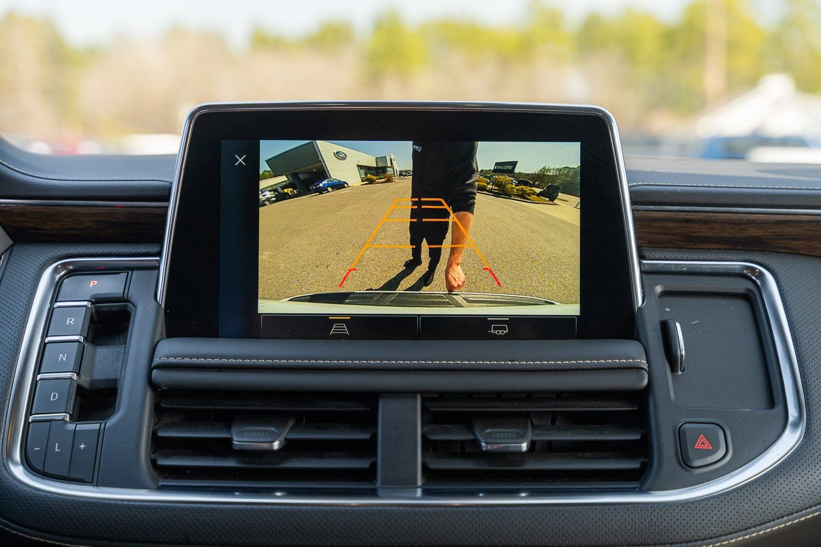 Used 2023 Chevrolet Suburban Premier image 34