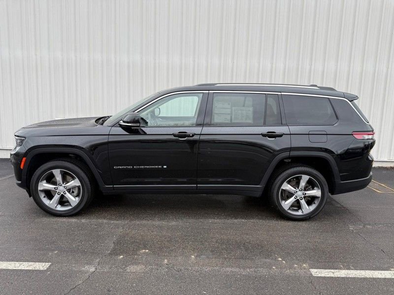 Used 2022 Jeep Grand Cherokee L Limited image 2