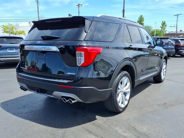 Certified 2024 Ford Explorer Platinum w/ Technology Package AWD/4WD image 12