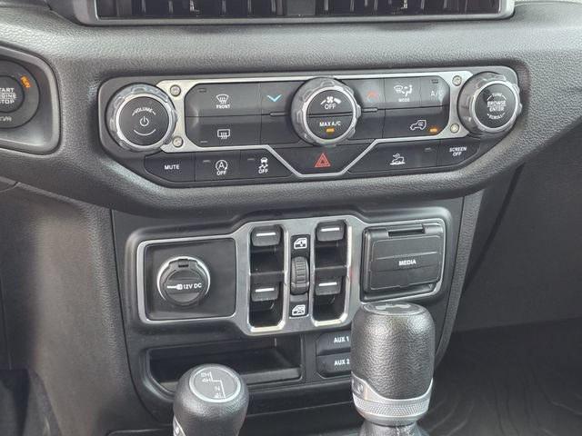 Used 2024 Jeep Wrangler Unlimited Sport AWD/4WD image 19