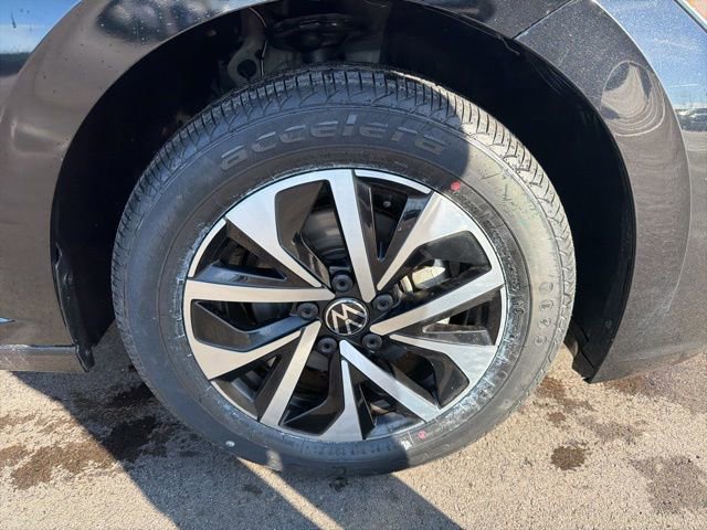 Used 2024 Volkswagen Jetta S image 7