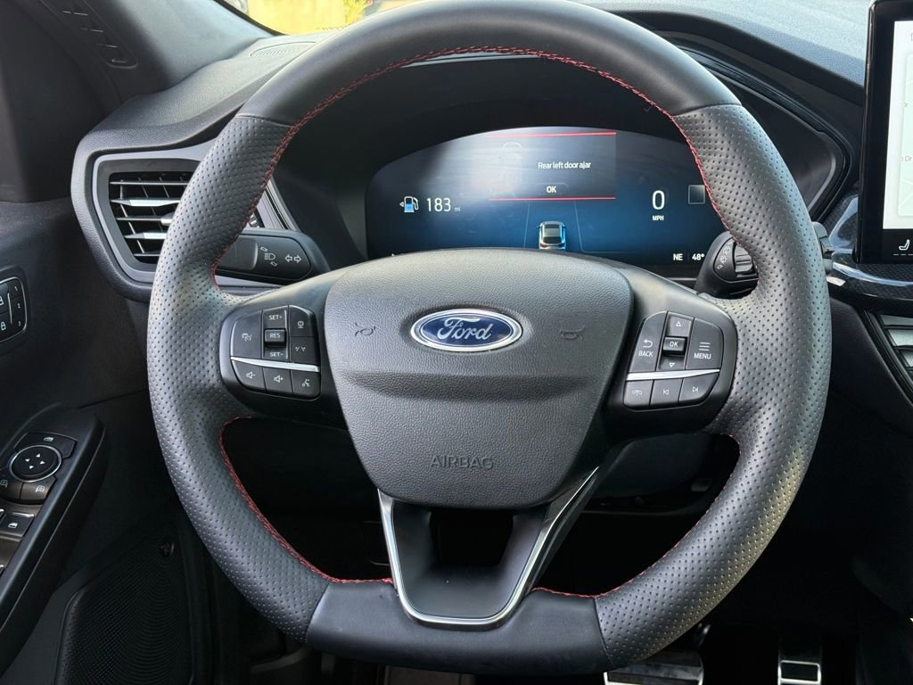 Certified 2023 Ford Escape ST-Line Select w/ Tech Pack #2 image 15