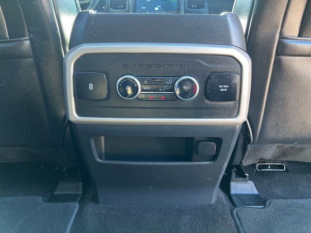 Certified 2022 Ford Expedition Limited image 37