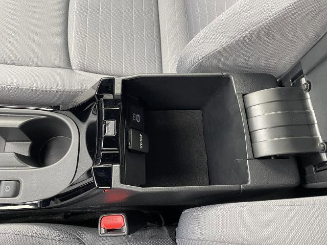 Used 2023 Toyota Corolla SE image 30