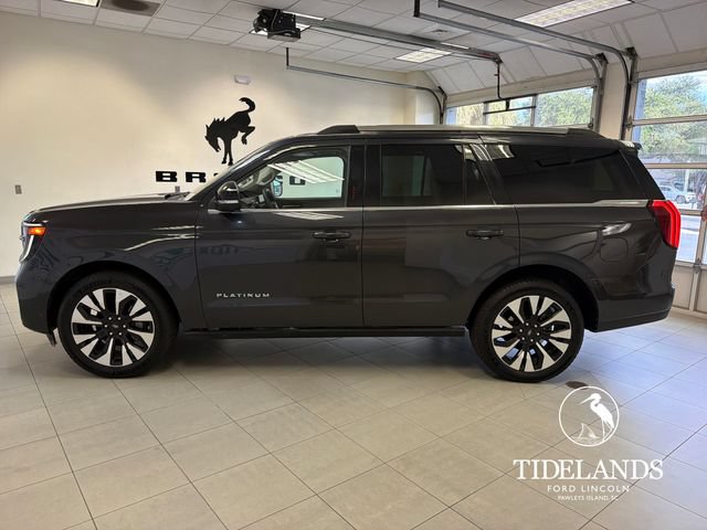 Certified 2025 Ford Expedition Platinum w/ Driver's Package AWD/4WD image 5