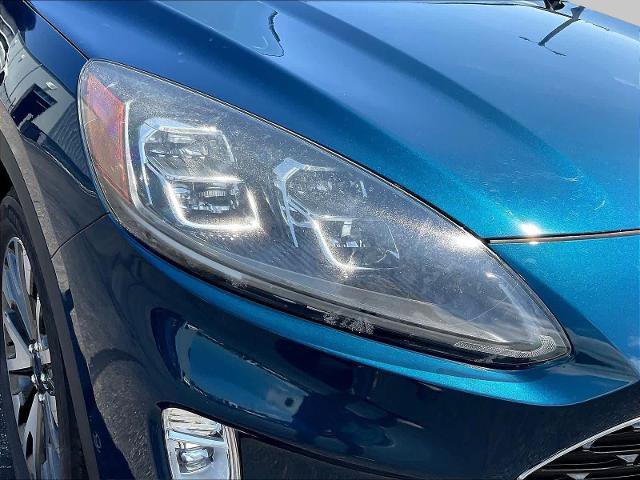 Certified 2020 Ford Escape Titanium AWD/4WD image 34
