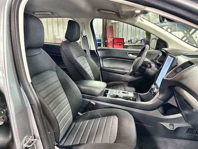 Certified 2024 Ford Edge SE w/ Black Appearance Package AWD/4WD image 30