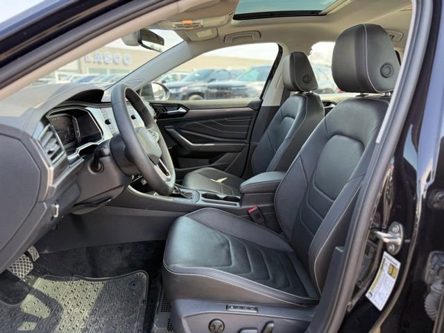 Used 2024 Volkswagen Jetta SEL FWD image 12