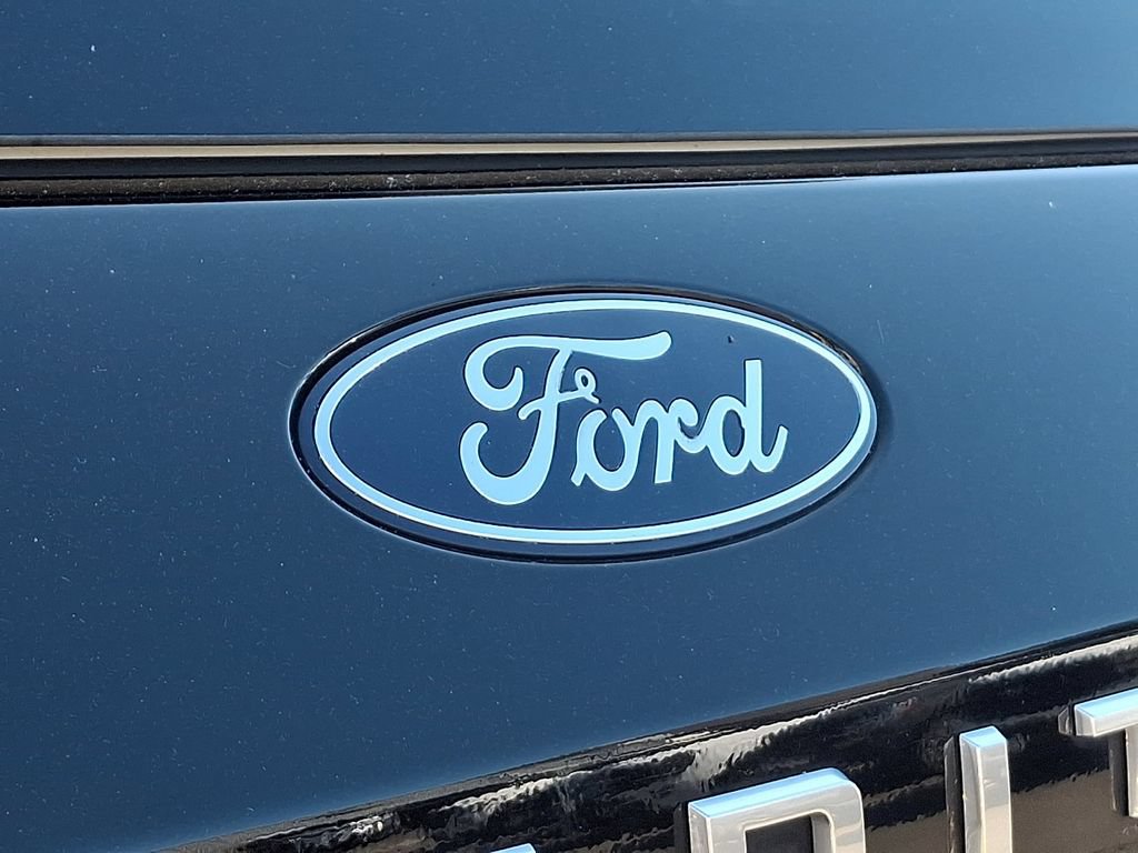 Certified 2025 Ford Expedition Active AWD/4WD image 31