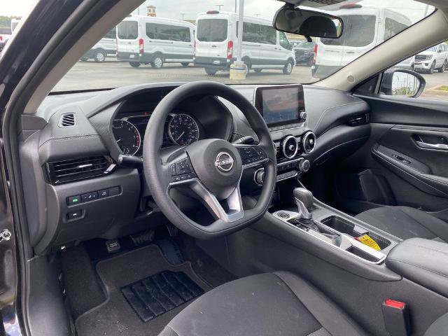 Used 2025 Nissan Sentra SV FWD image 12