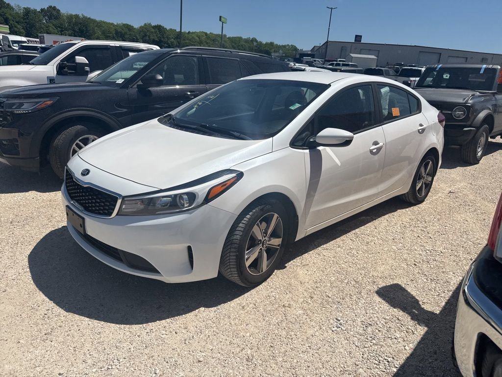 Used 2018 Kia Forte LX w/ LX Popular Package FWD image 2