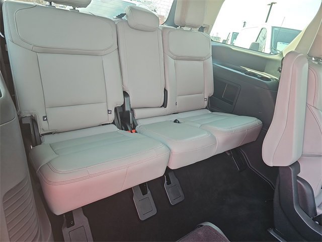 Certified 2025 Ford Expedition Active image 12