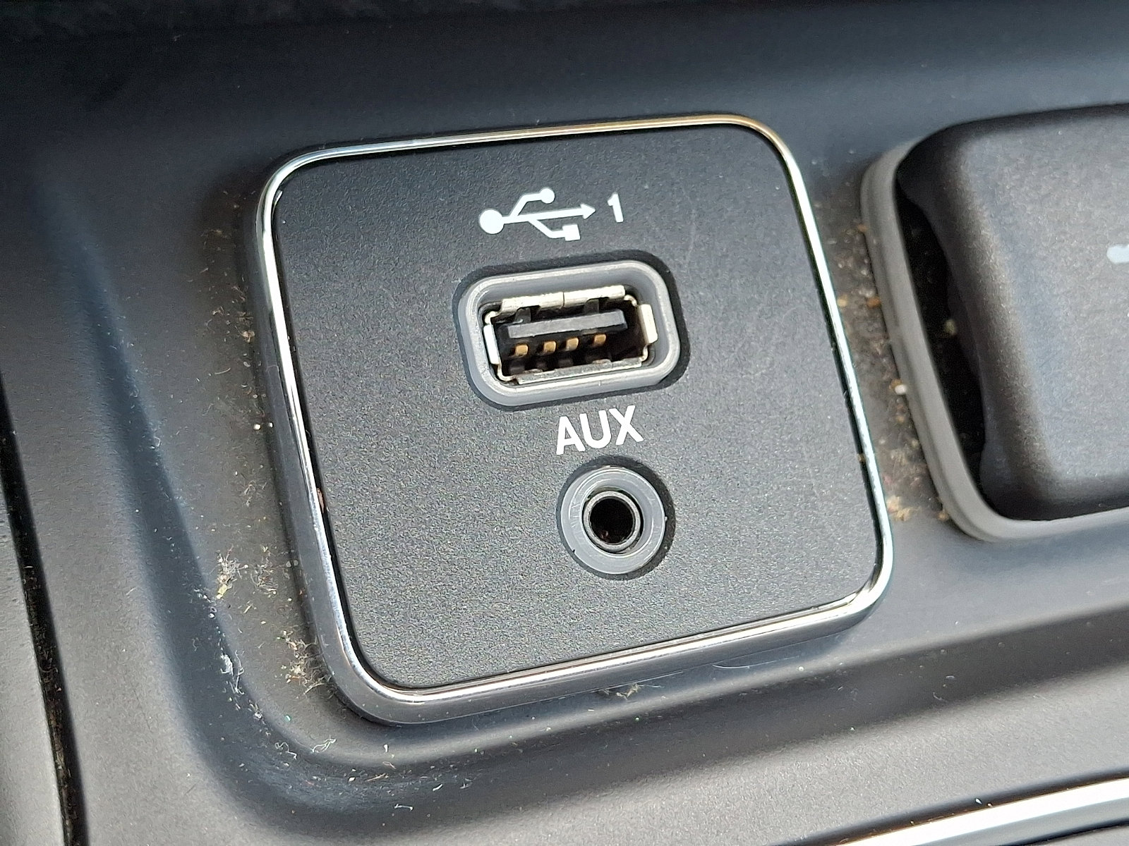 Used 2021 Jeep Cherokee Latitude Lux image 23