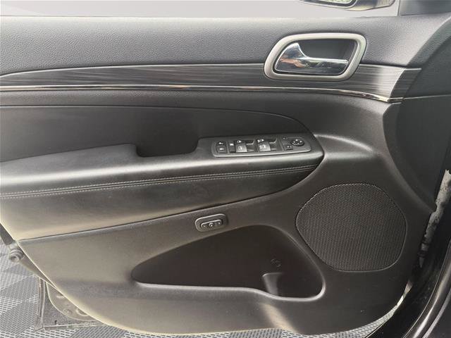 Used 2019 Jeep Grand Cherokee Limited X AWD/4WD image 12