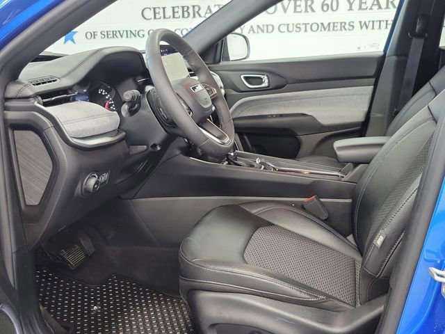 Used 2024 Jeep Compass Latitude w/ Convenience Group image 8