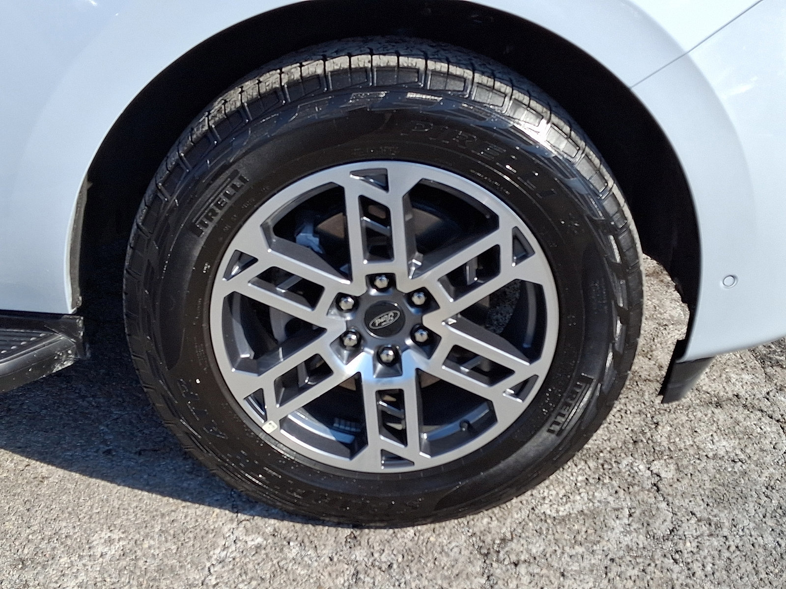 Certified 2025 Ford Expedition Active image 11