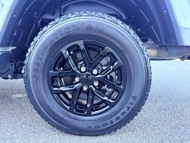 Used 2022 Jeep Gladiator Sport image 14