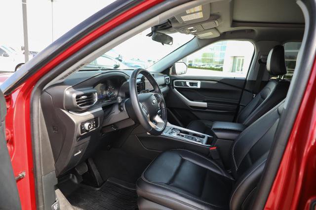 Certified 2023 Ford Explorer XLT w/ Equipment Group 202A image 25