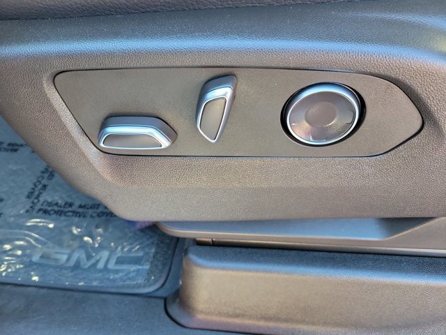 Used 2023 GMC Yukon Denali image 27