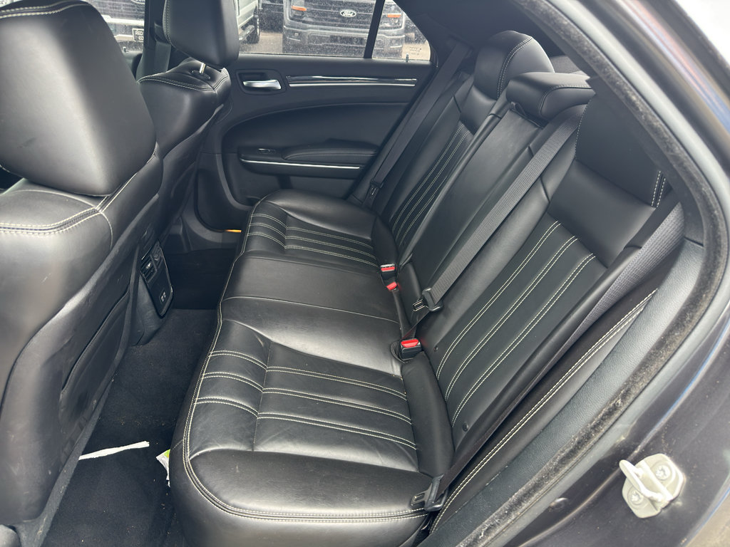 Used 2023 Chrysler 300 S RWD image 9
