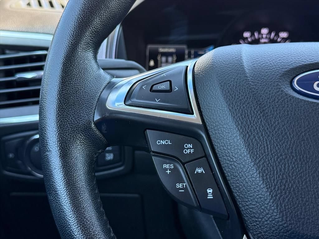 Certified 2022 Ford Edge Titanium w/ Equipment Group 301A AWD/4WD image 22