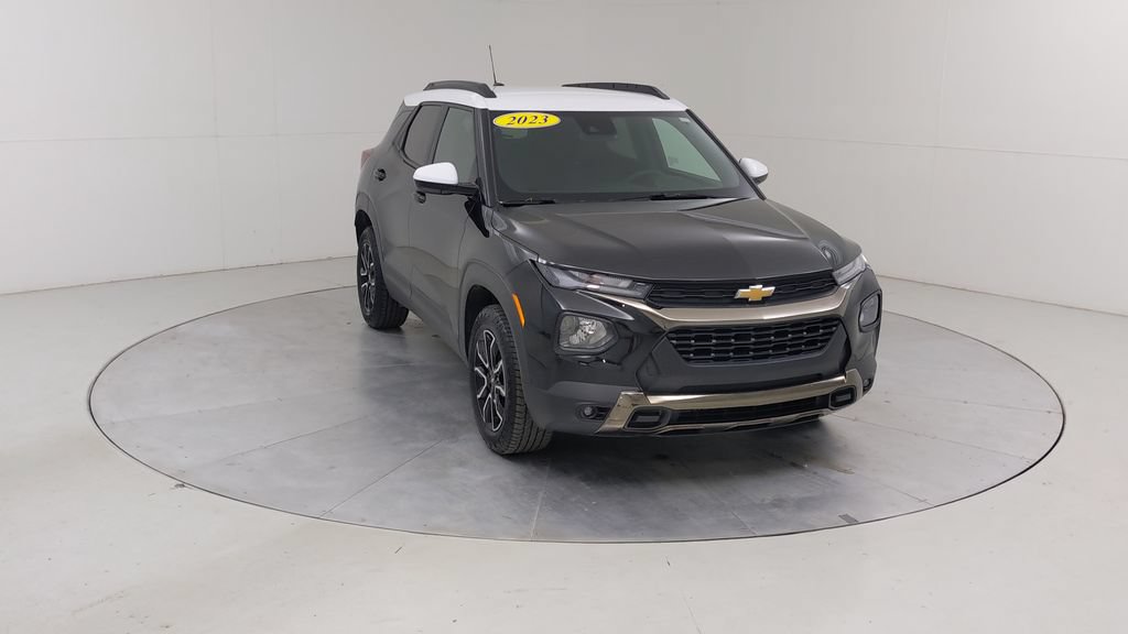 Used 2023 Chevrolet TrailBlazer ACTIV w/ Convenience Package AWD/4WD image 9