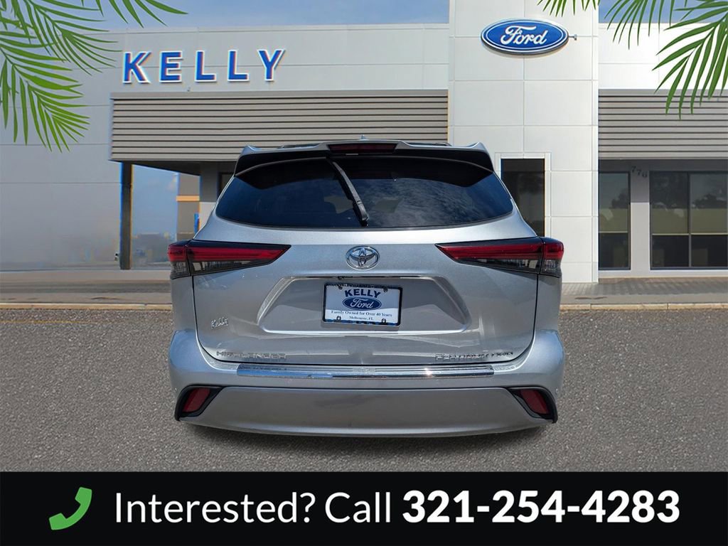 Used 2022 Toyota Highlander Platinum AWD/4WD image 7