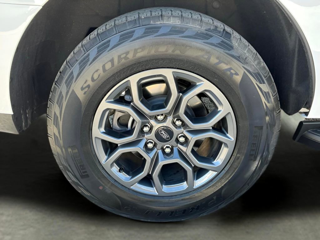 Certified 2025 Ford Expedition Active AWD/4WD image 16