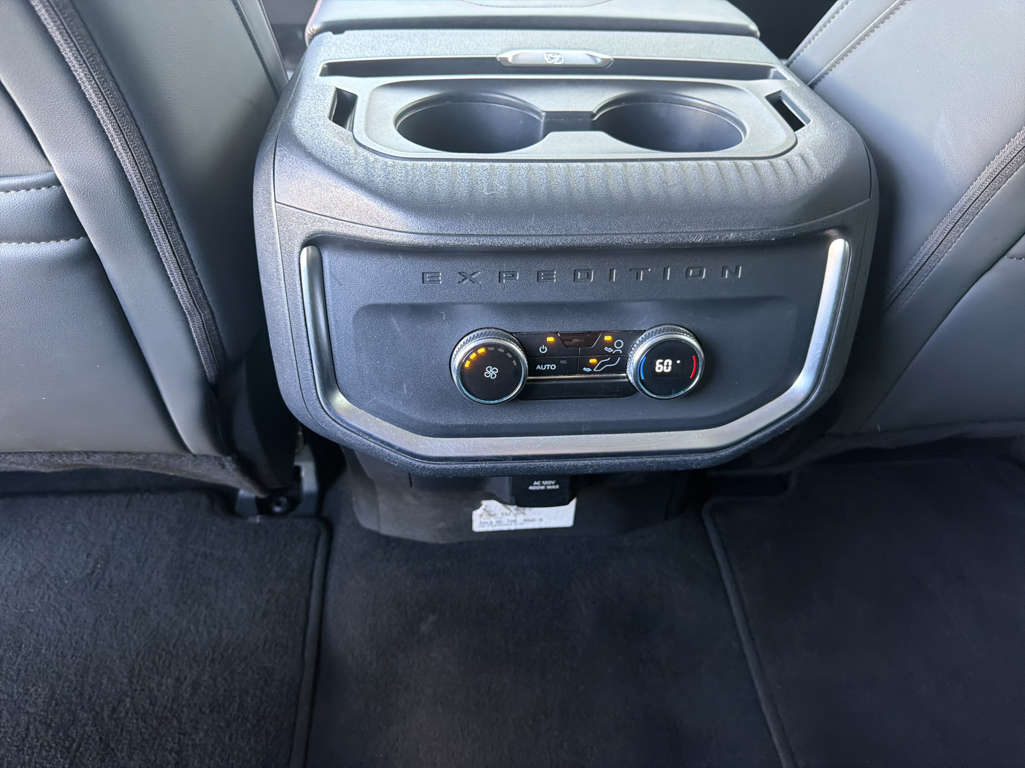 Certified 2025 Ford Expedition Active AWD/4WD image 26