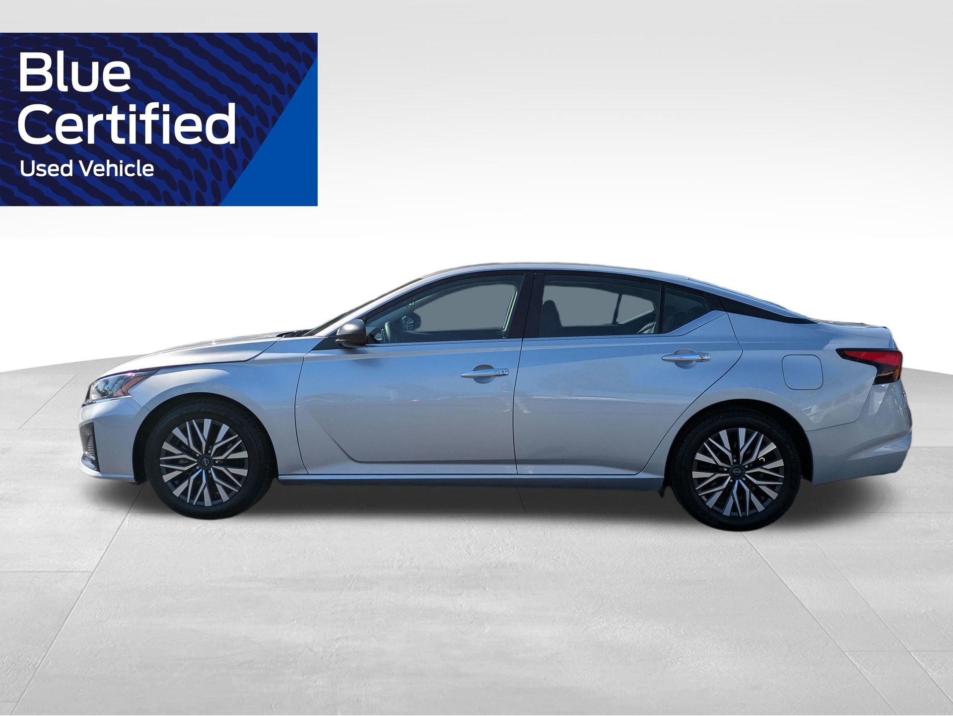 Used 2024 Nissan Altima 2.5 SV FWD image 8