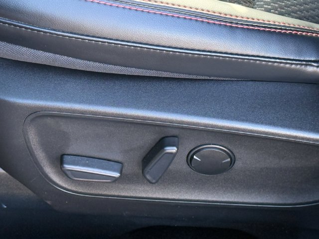 Certified 2023 Ford Escape ST-Line w/ Tech Pack #1 AWD/4WD image 7