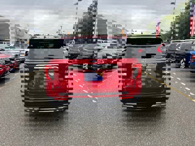 Certified 2022 Ford Explorer XLT w/ Equipment Group 202A image 2