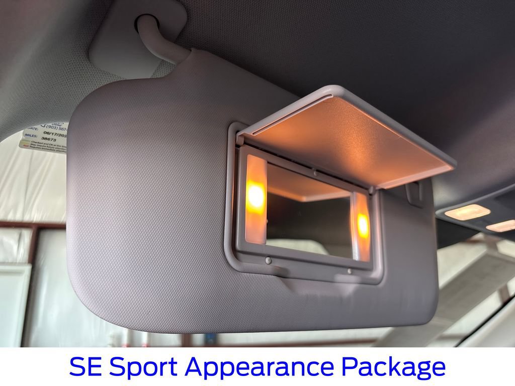 Certified 2021 Ford Escape SE w/ SE Sport Appearance Package FWD image 29