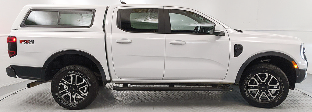Certified 2024 Ford Ranger Lariat w/ FX4 Off-Road Package AWD/4WD image 2