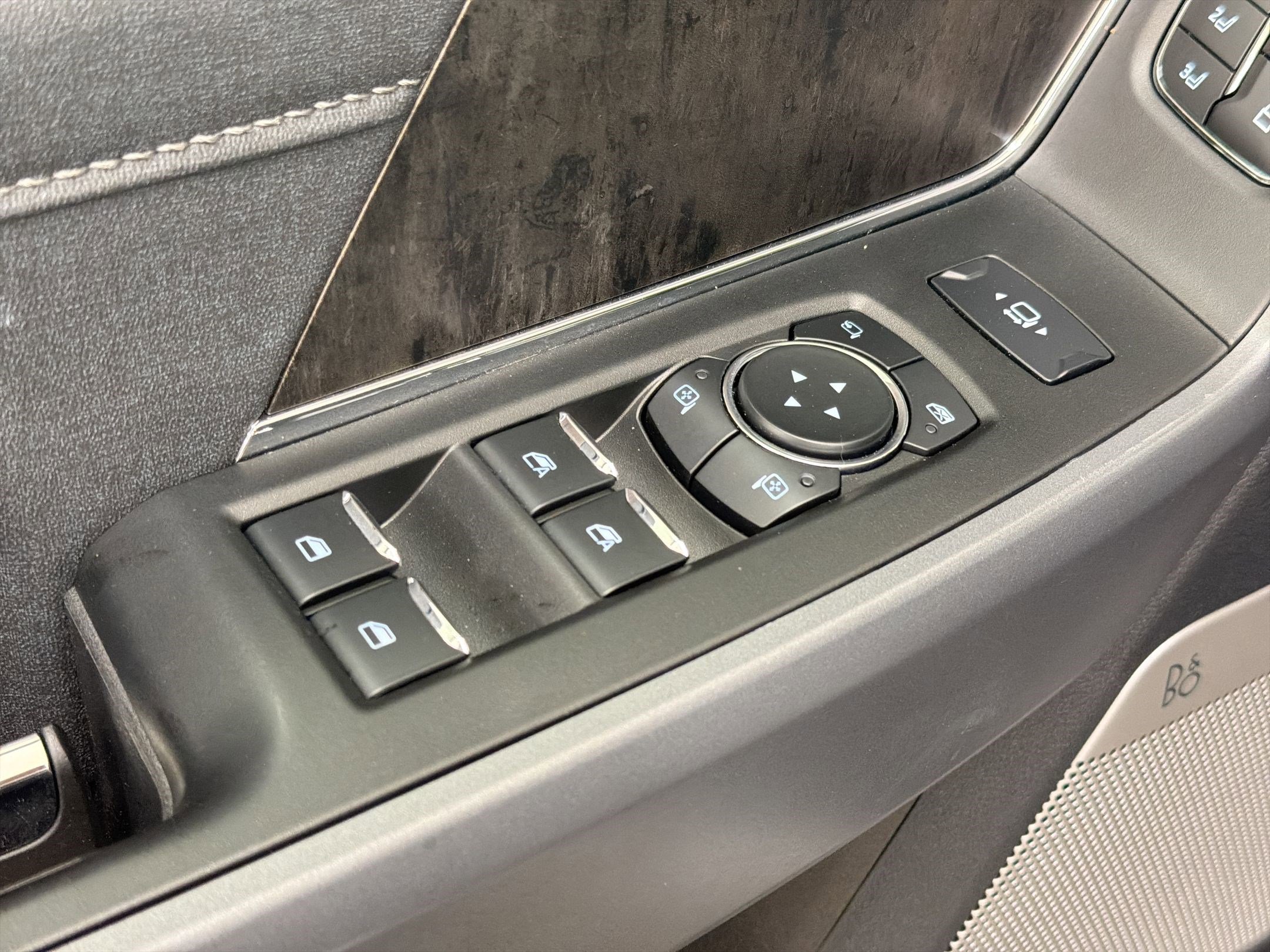 Certified 2024 Ford F250 Lariat w/ Lariat Ultimate Package image 13