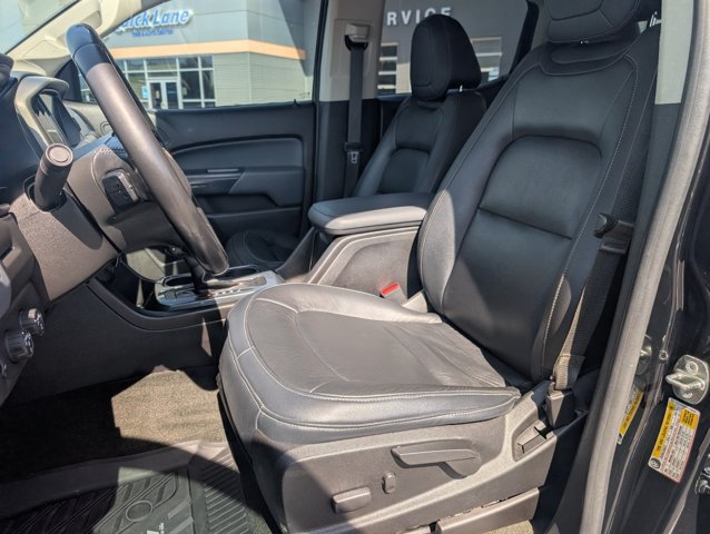 Used 2018 Chevrolet Colorado Z71 AWD/4WD image 11