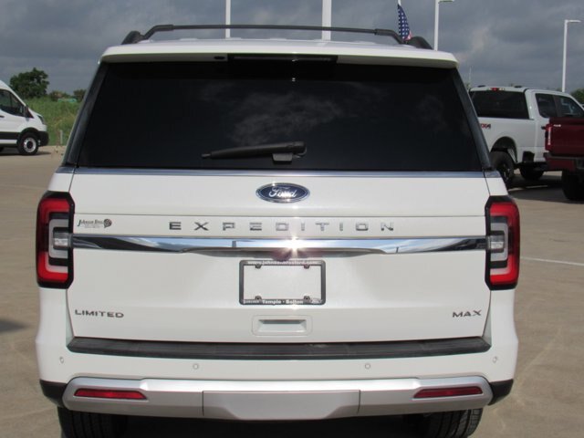 Certified 2022 Ford Expedition Max Limited RWD image 5